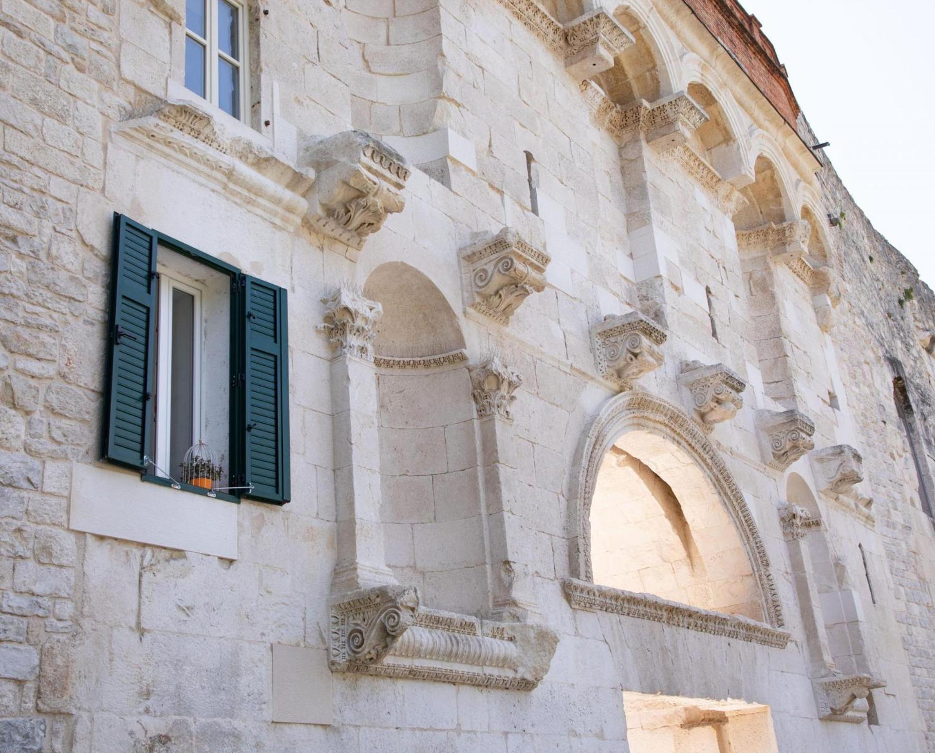 Golden Gate Luxury Rooms - Unique Unesco Location Split Exterior foto